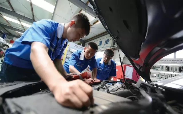 2017年機(jī)動(dòng)車維修水平考試報(bào)名啦！這3點(diǎn)新變化你一定要知道